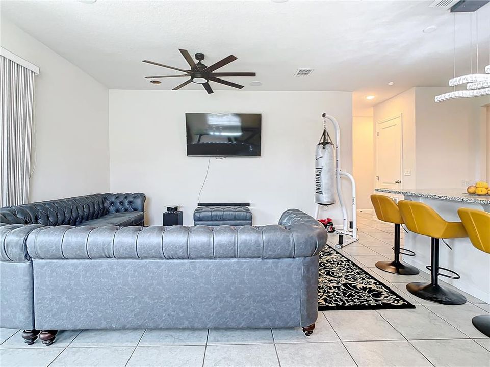 For Sale: $369,000 (3 beds, 2 baths, 1486 Square Feet)