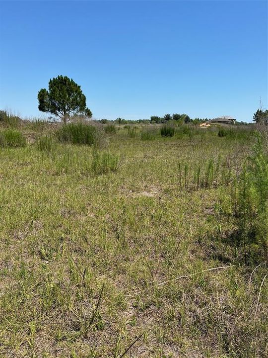 En Venta: $120,000 (0.93 acres)