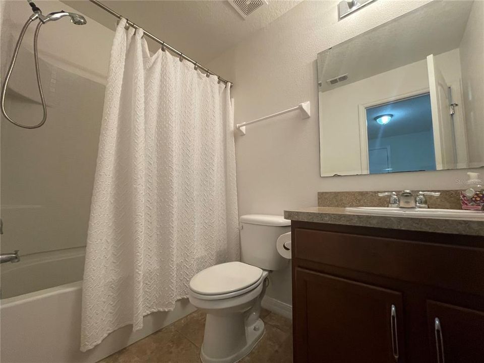 Недавно арендовано: $2,099 (3 спален, 2 ванн, 1471 Квадратных фут)