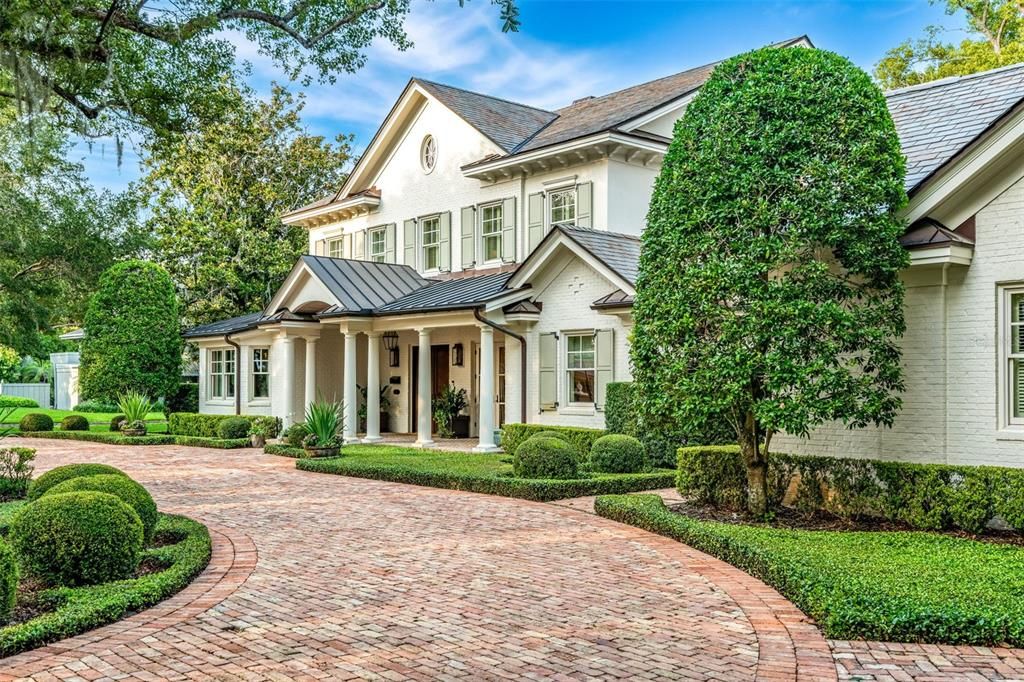 Recently Sold: $5,999,000 (6 beds, 6 baths, 7535 Square Feet)