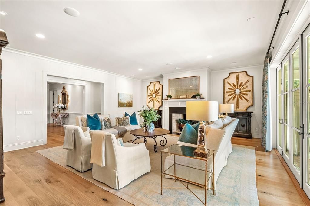 Recently Sold: $5,999,000 (6 beds, 6 baths, 7535 Square Feet)