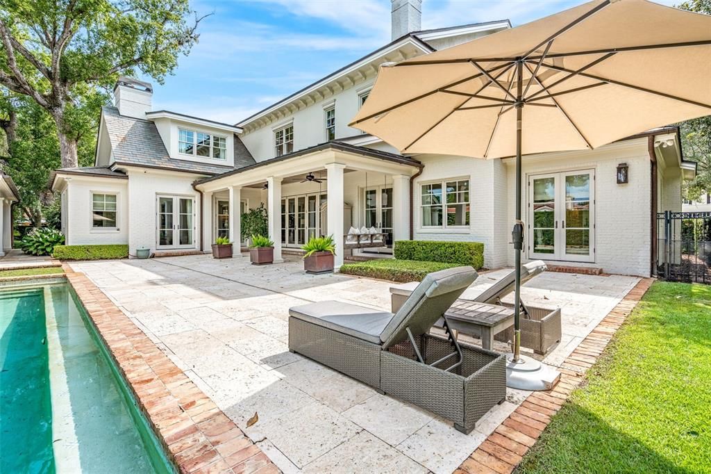 Recently Sold: $5,999,000 (6 beds, 6 baths, 7535 Square Feet)