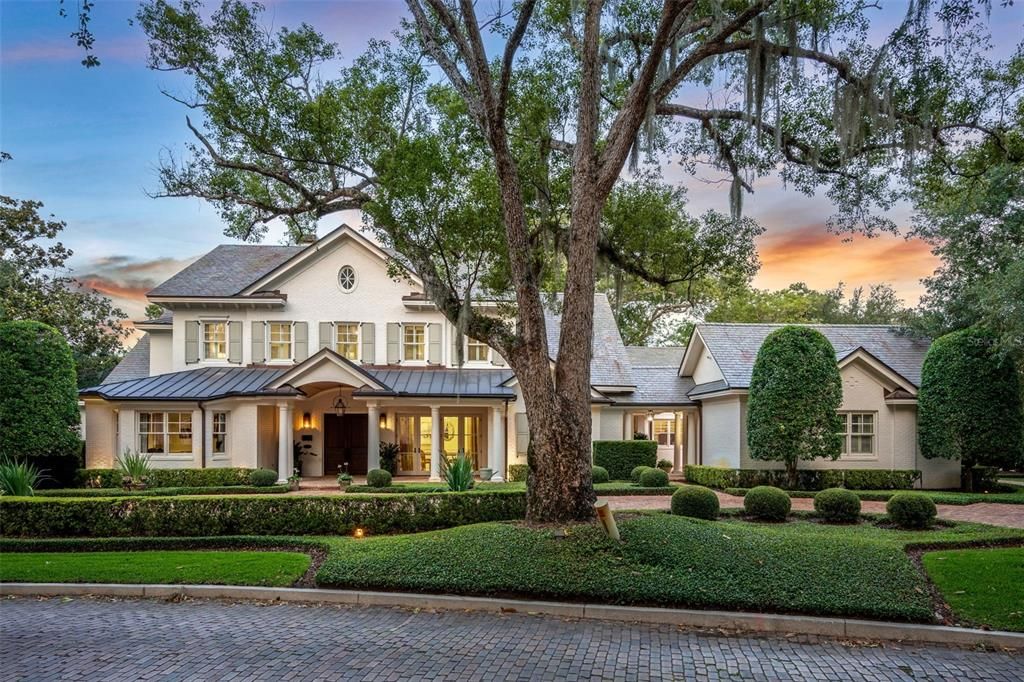 Recently Sold: $5,999,000 (6 beds, 6 baths, 7535 Square Feet)