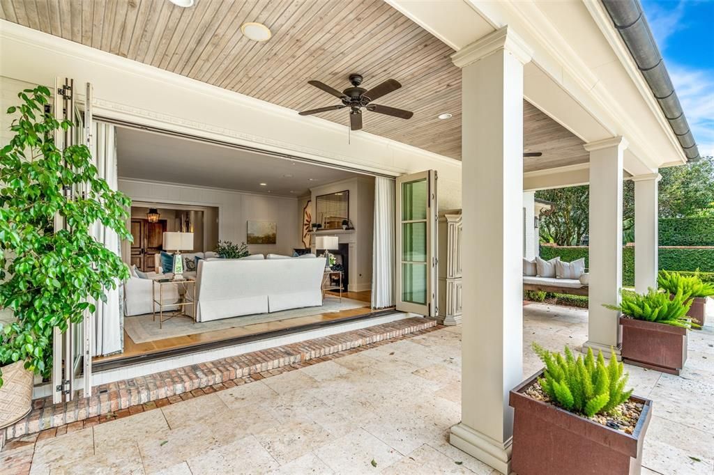 Recently Sold: $5,999,000 (6 beds, 6 baths, 7535 Square Feet)