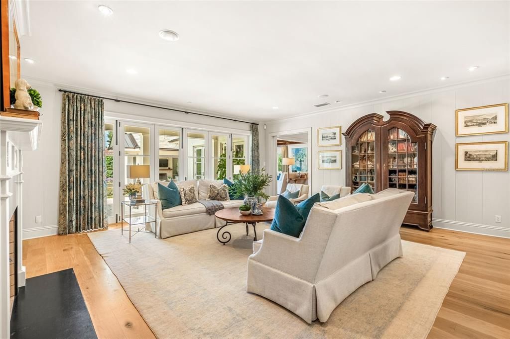 Recently Sold: $5,999,000 (6 beds, 6 baths, 7535 Square Feet)