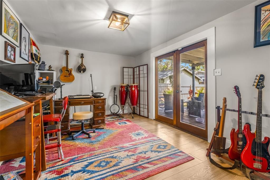 Active With Contract: $795,000 (4 beds, 3 baths, 2440 Square Feet)
