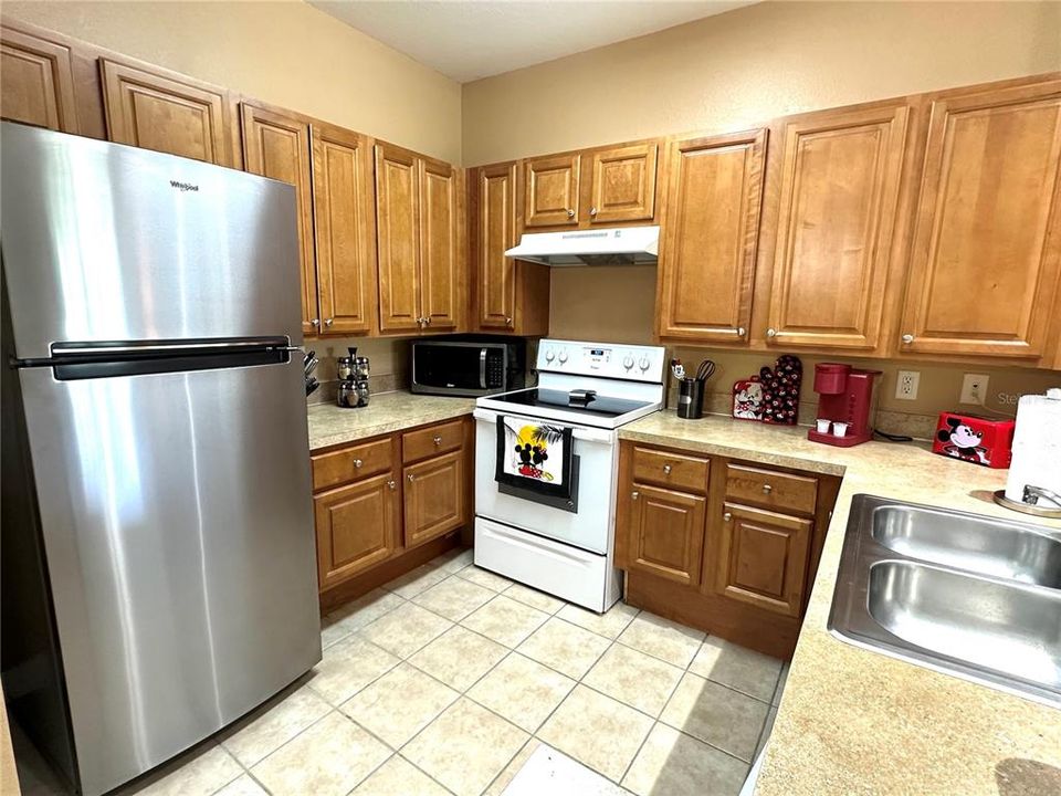 For Sale: $234,900 (2 beds, 2 baths, 1080 Square Feet)