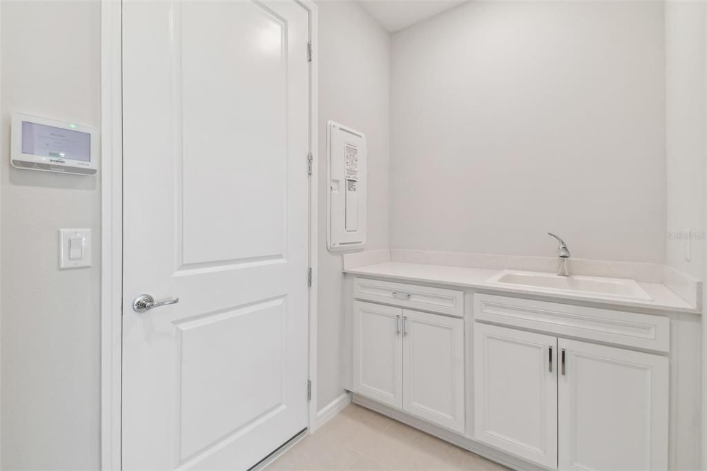 For Sale: $465,000 (2 beds, 2 baths, 1655 Square Feet)