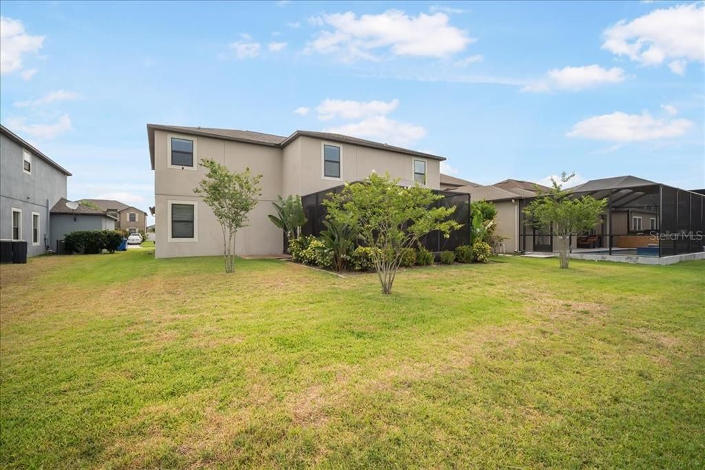 Active With Contract: $4,000 (6 beds, 4 baths, 3912 Square Feet)