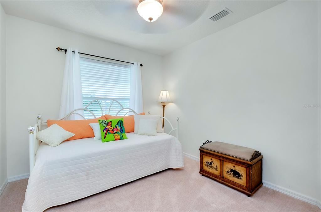 Active With Contract: $339,900 (3 beds, 2 baths, 1297 Square Feet)