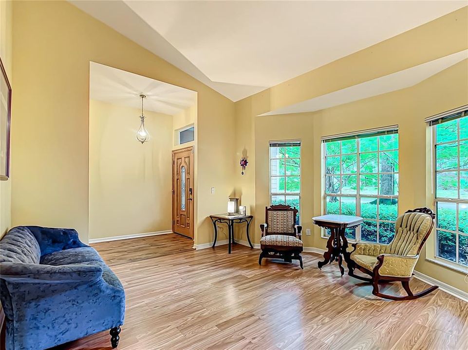 For Sale: $475,000 (4 beds, 2 baths, 2279 Square Feet)