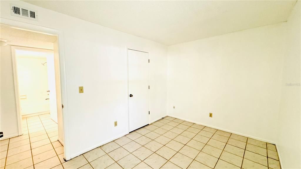 For Rent: $1,700 (2 beds, 2 baths, 912 Square Feet)