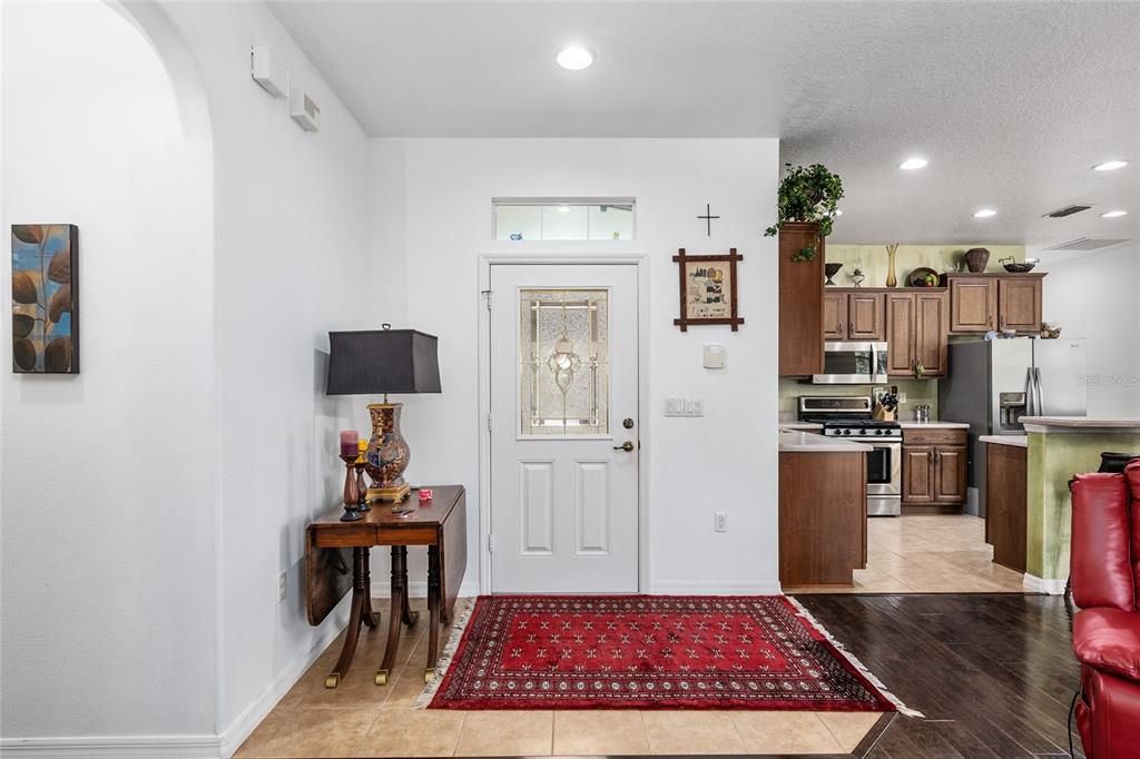 Recently Sold: $383,000 (3 beds, 3 baths, 1840 Square Feet)