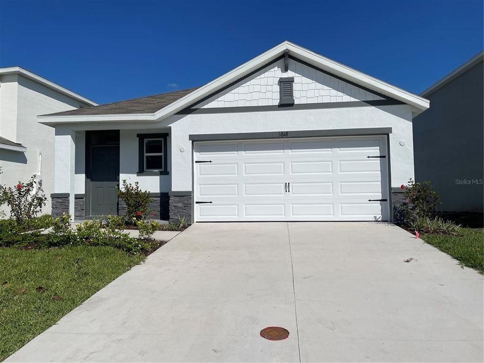 Recently Sold: $312,165 (3 beds, 2 baths, 1560 Square Feet)