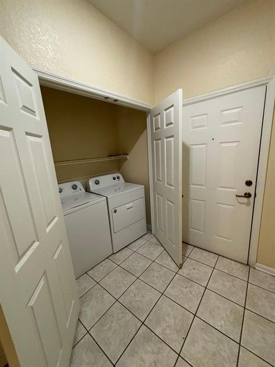 Comes with washer and dryer