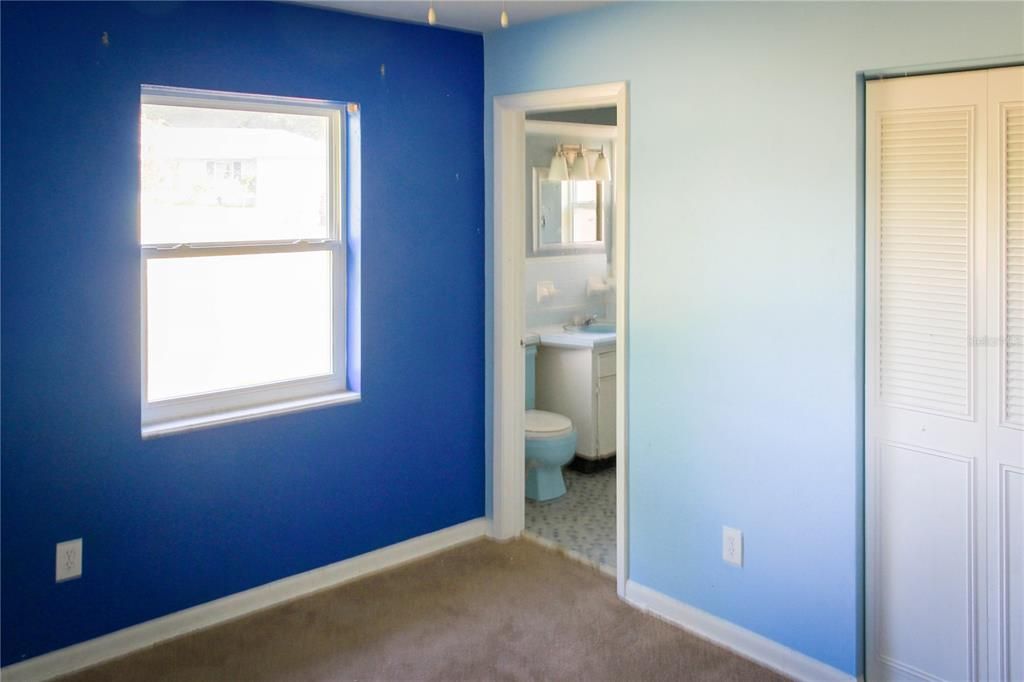 For Sale: $209,900 (3 beds, 2 baths, 1686 Square Feet)