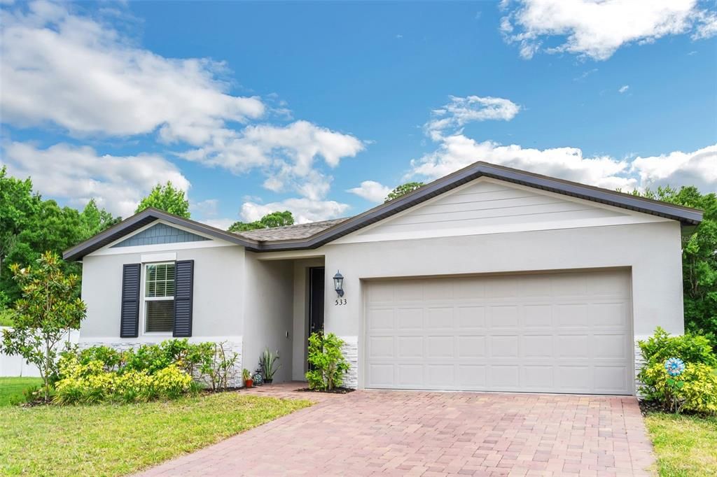 Active With Contract: $369,950 (4 beds, 2 baths, 1823 Square Feet)