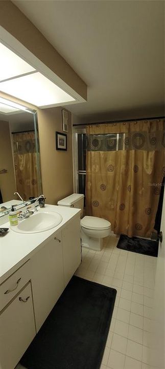 For Rent: $2,600 (2 beds, 2 baths, 1425 Square Feet)