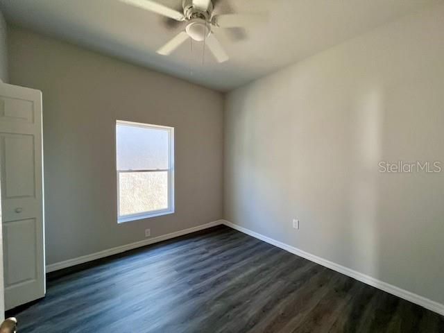 For Rent: $1,650 (3 beds, 2 baths, 1300 Square Feet)