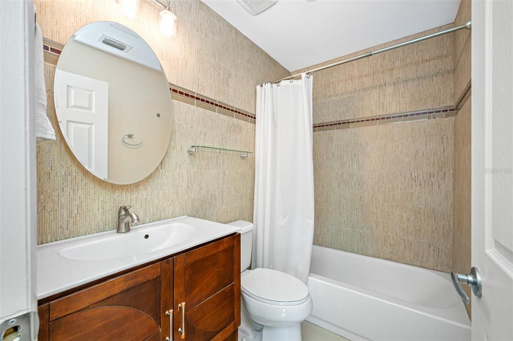 待售: $475,000 (3 贝兹, 2 浴室, 1555 平方英尺)