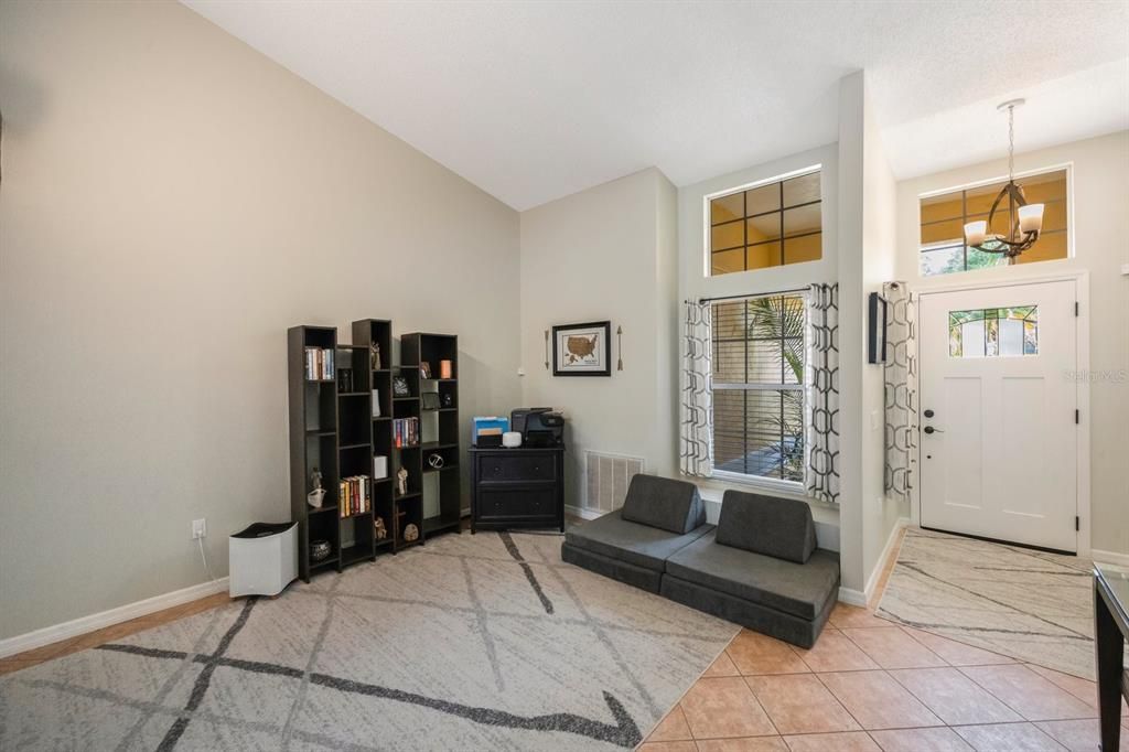 Active With Contract: $460,000 (3 beds, 2 baths, 1502 Square Feet)