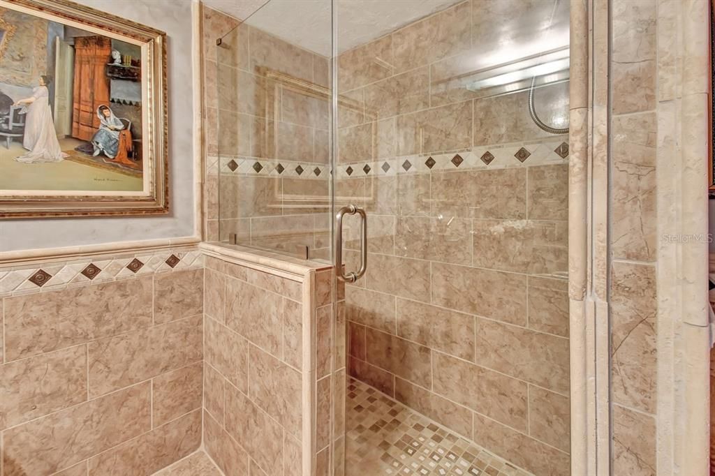 待售: $777,000 (2 贝兹, 2 浴室, 1826 平方英尺)