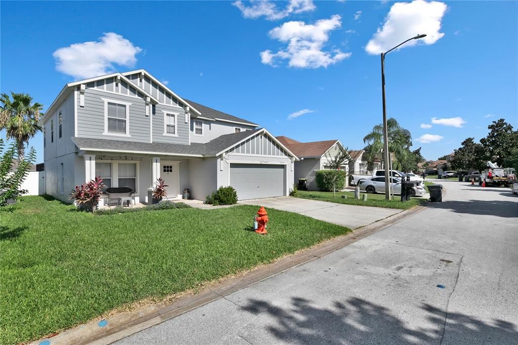 Active With Contract: $390,000 (4 beds, 2 baths, 2691 Square Feet)