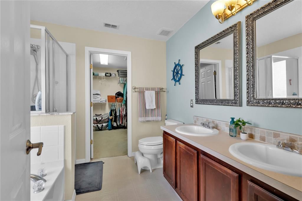 Active With Contract: $390,000 (4 beds, 2 baths, 2691 Square Feet)