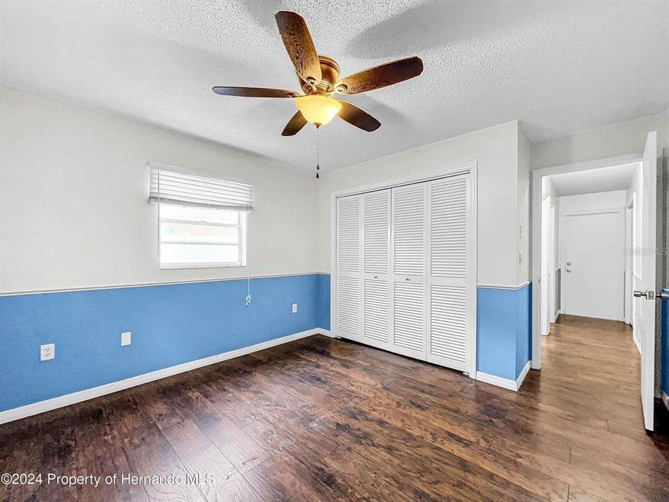 For Sale: $329,900 (2 beds, 2 baths, 1385 Square Feet)