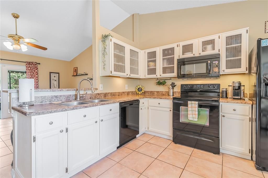 Active With Contract: $369,900 (3 beds, 2 baths, 1497 Square Feet)