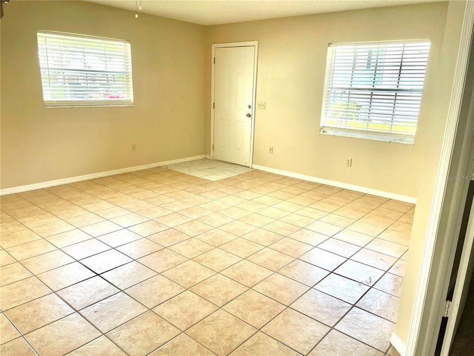 For Rent: $1,550 (2 beds, 2 baths, 1024 Square Feet)