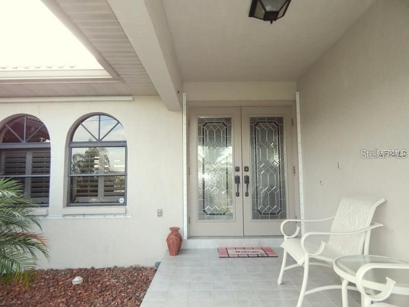 For Rent: $3,200 (3 beds, 2 baths, 2089 Square Feet)