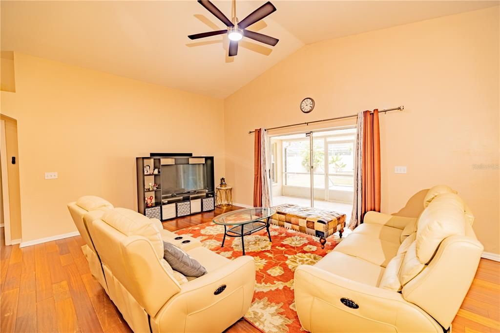 For Sale: $434,900 (3 beds, 2 baths, 2178 Square Feet)