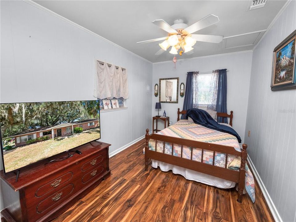 Active With Contract: $440,000 (3 beds, 2 baths, 1512 Square Feet)