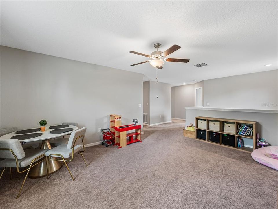 Active With Contract: $475,000 (4 beds, 2 baths, 3078 Square Feet)