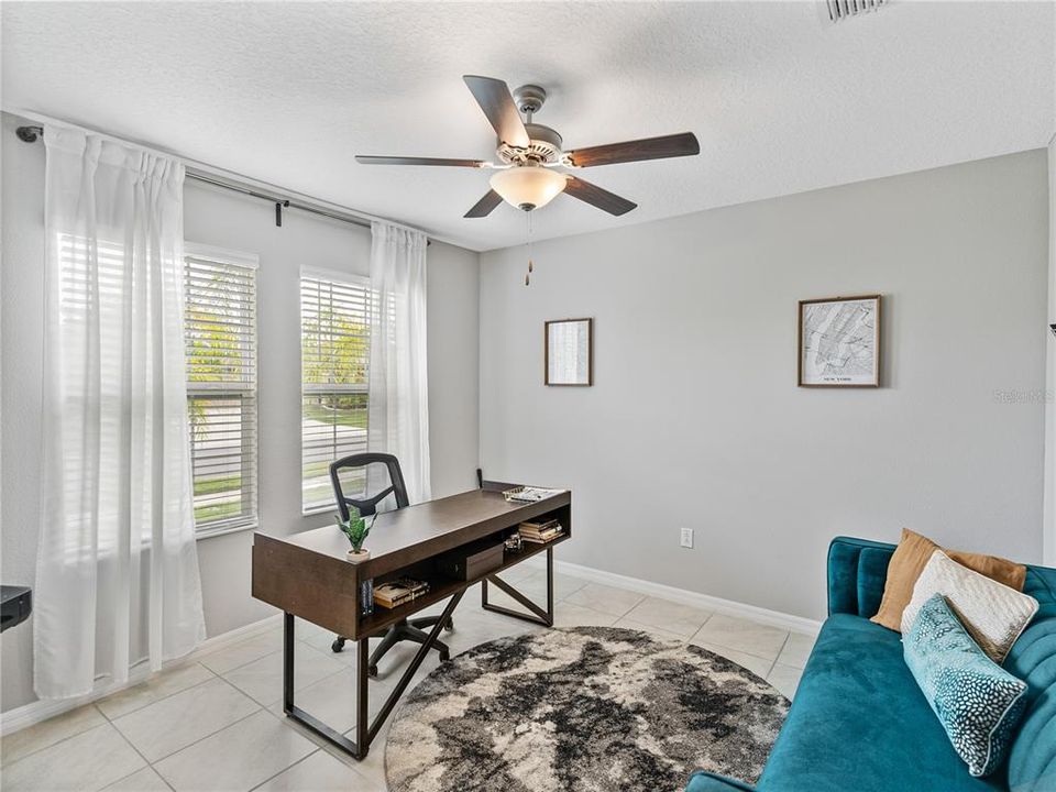 Active With Contract: $475,000 (4 beds, 2 baths, 3078 Square Feet)