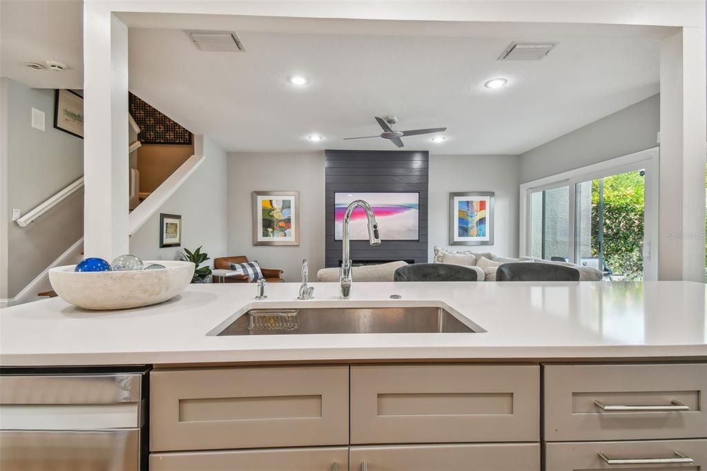 Active With Contract: $949,000 (3 beds, 2 baths, 1845 Square Feet)