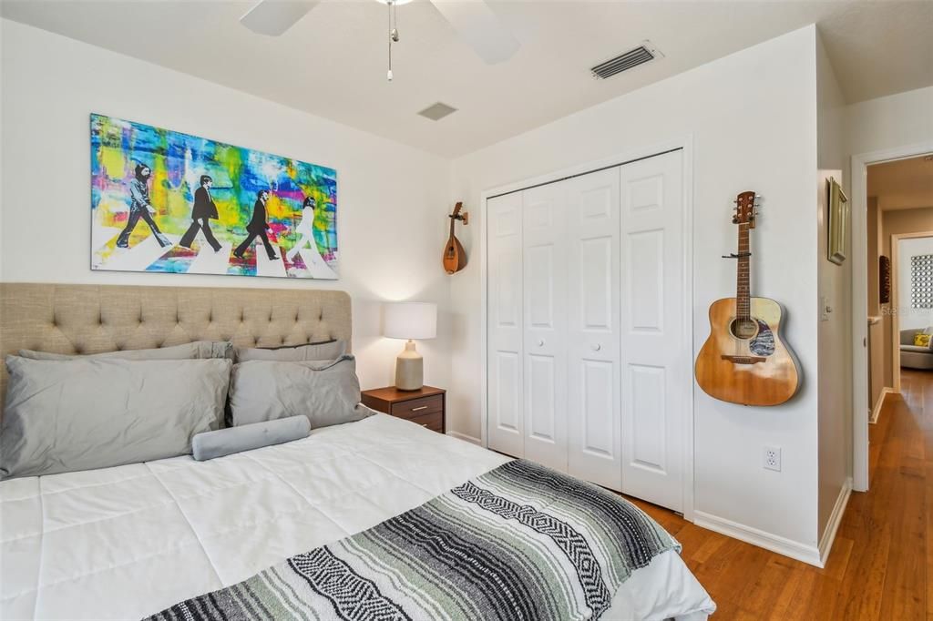 Active With Contract: $949,000 (3 beds, 2 baths, 1845 Square Feet)