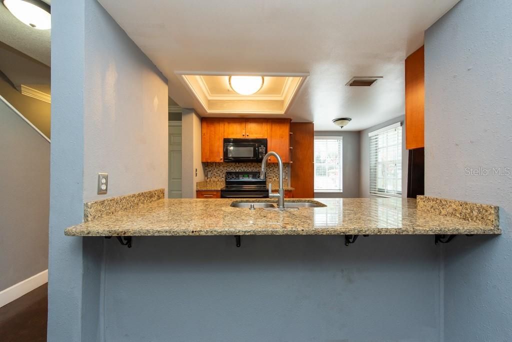 For Sale: $205,000 (2 beds, 2 baths, 1212 Square Feet)