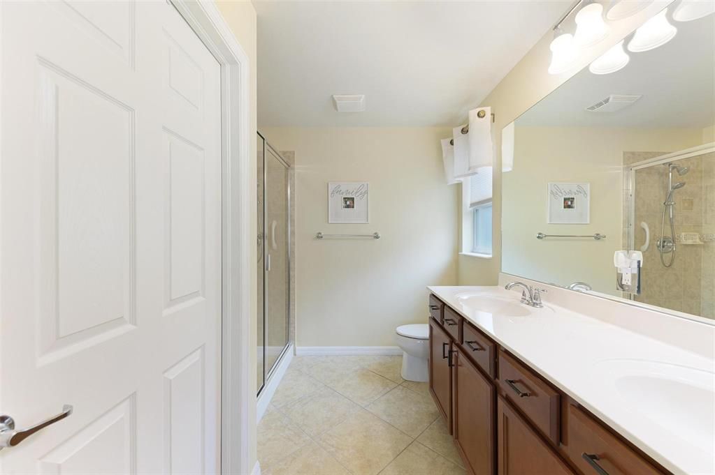 Active With Contract: $399,000 (3 beds, 2 baths, 1398 Square Feet)