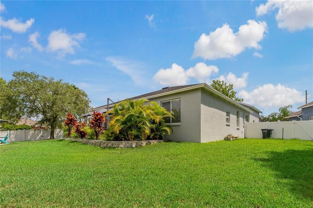 For Sale: $495,000 (3 beds, 2 baths, 2479 Square Feet)