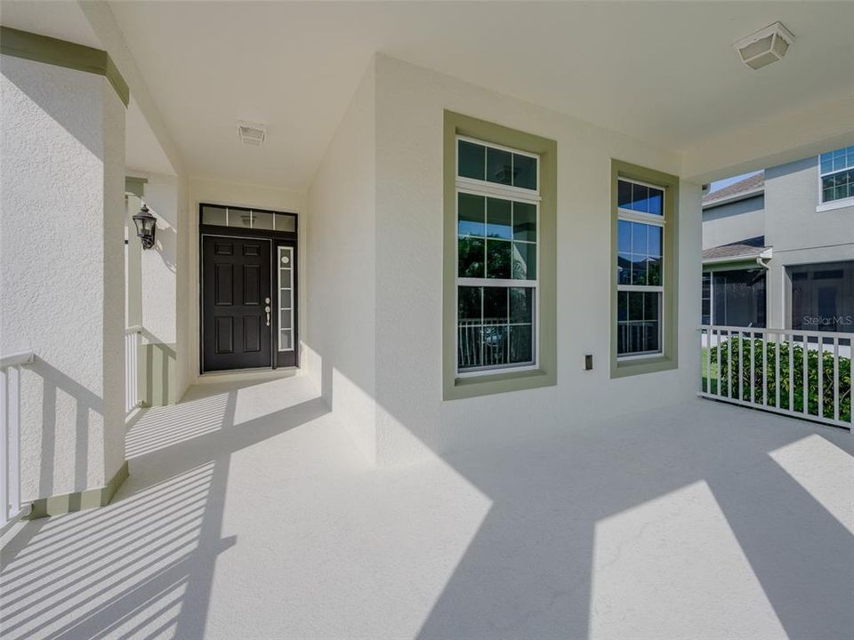 Active With Contract: $685,000 (4 beds, 3 baths, 2925 Square Feet)