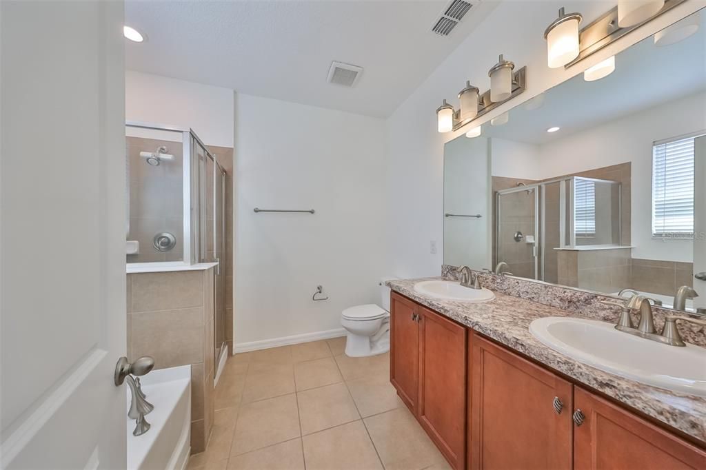 Active With Contract: $350,000 (4 beds, 2 baths, 1880 Square Feet)