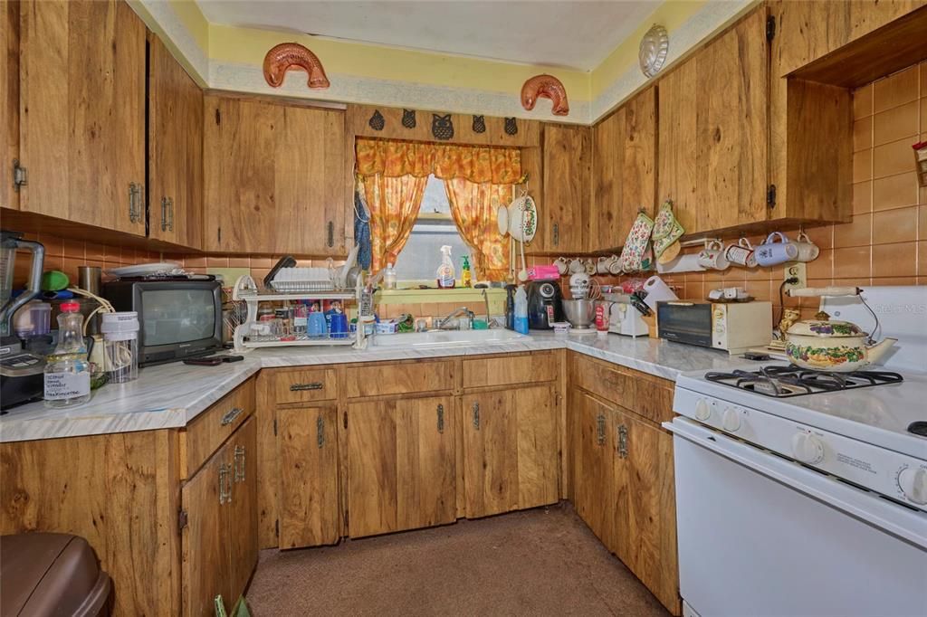 Kitchen offers plenty of cabinet space