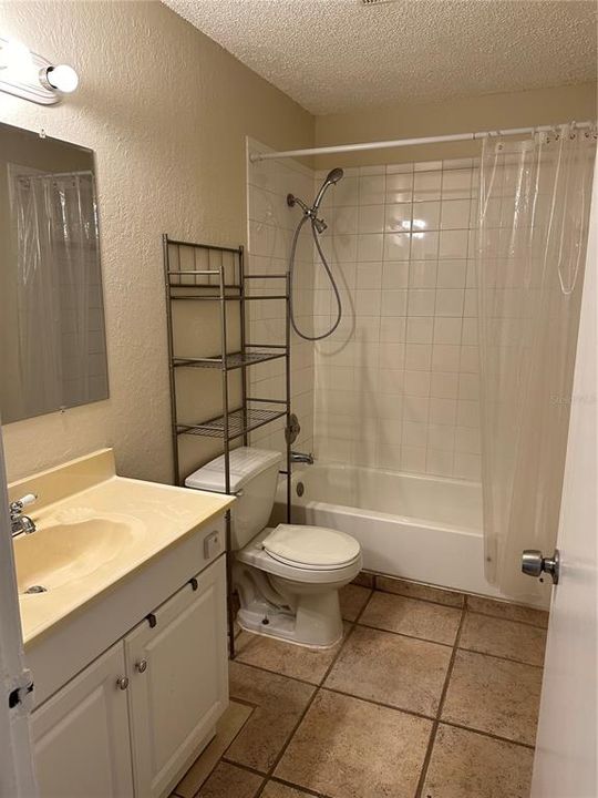 Недавно арендовано: $1,395 (2 спален, 1 ванн, 810 Квадратных фут)