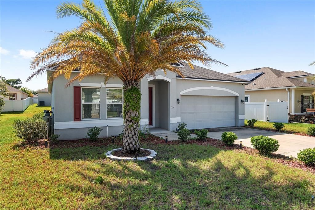 Active With Contract: $372,000 (3 beds, 2 baths, 2000 Square Feet)