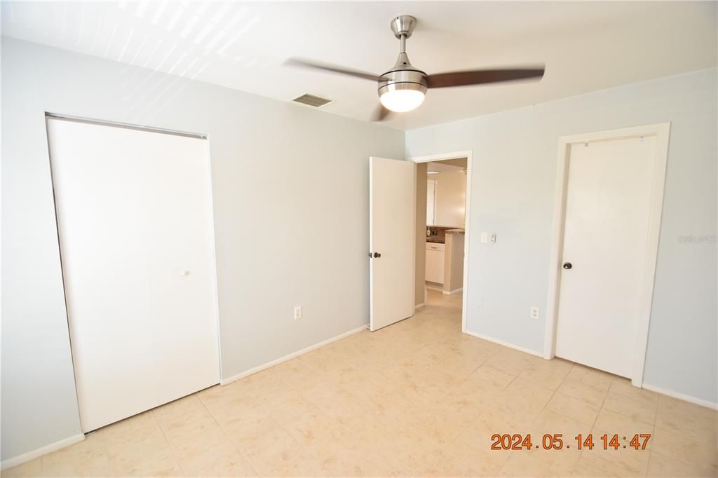 For Rent: $1,200 (1 beds, 1 baths, 682 Square Feet)