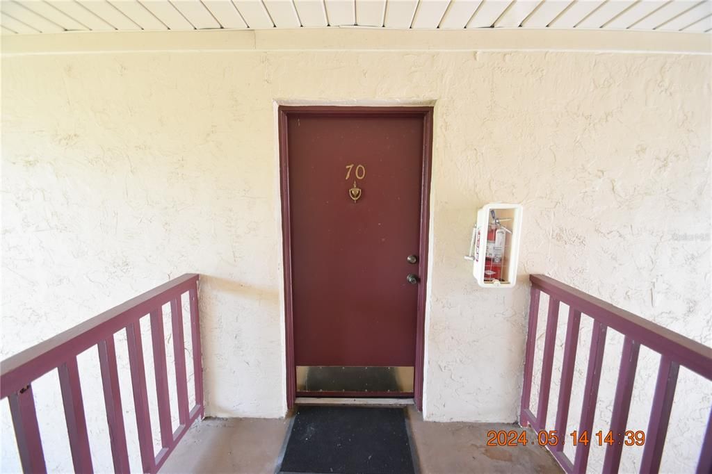 For Rent: $1,200 (1 beds, 1 baths, 682 Square Feet)