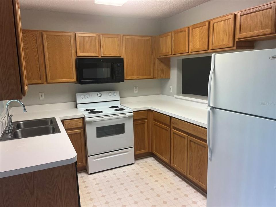 For Rent: $1,745 (2 beds, 2 baths, 1490 Square Feet)