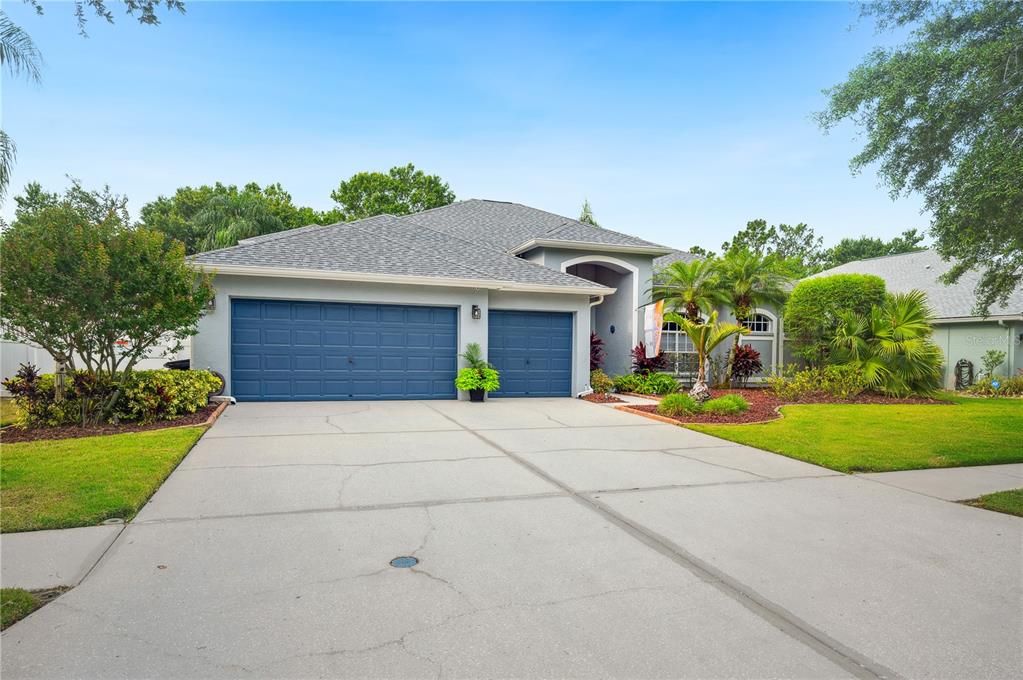 Active With Contract: $847,500 (4 beds, 3 baths, 3285 Square Feet)